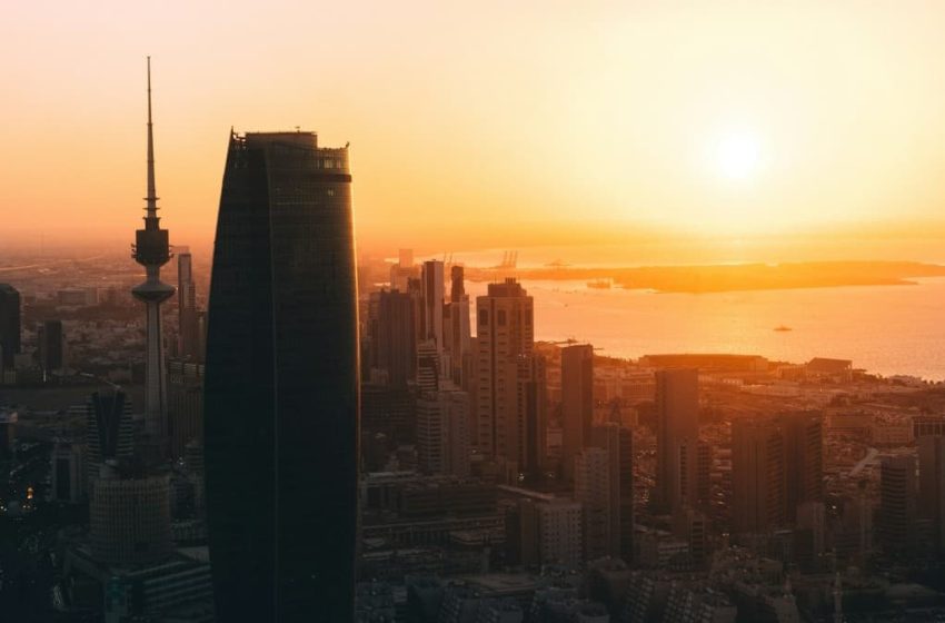  Oil Inches Higher as Iran Strikes Kuwait’s Mina Al-Ahmadi Refinery