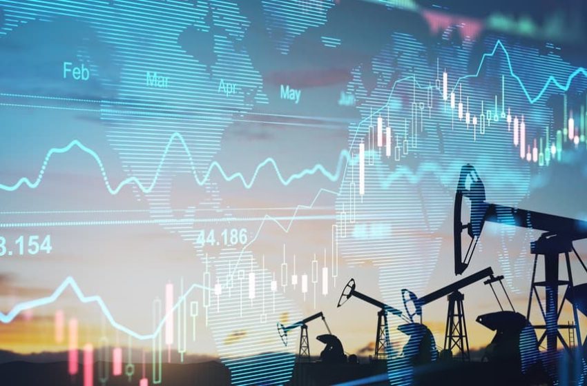  Goldman Boosts Oil Price Forecast by $8 for Brent and $7 for WTI