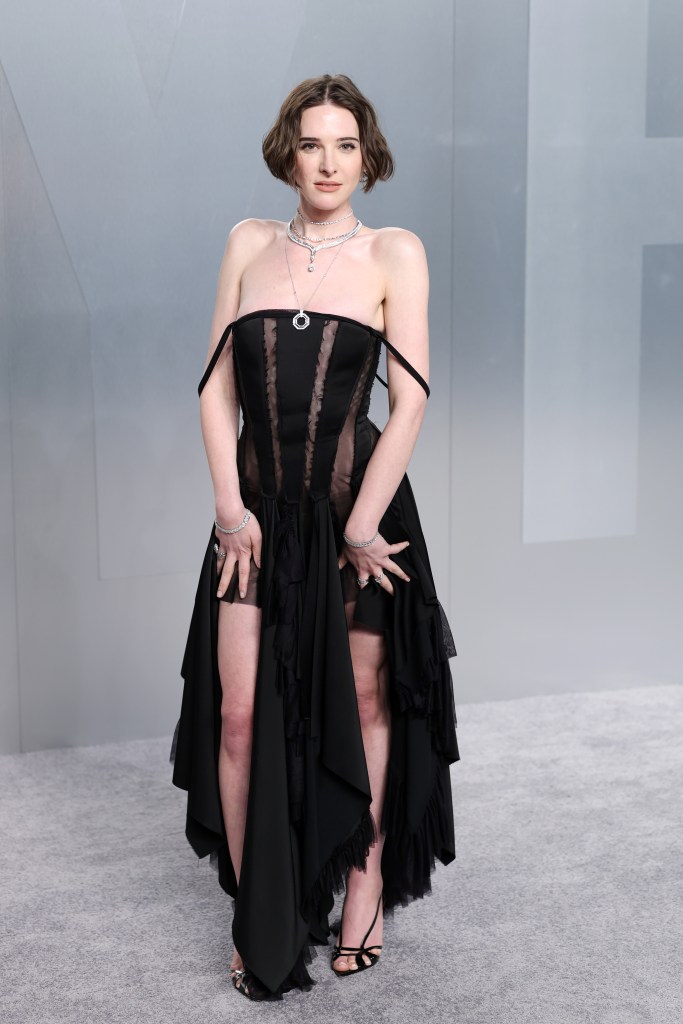 Hari Nef attends the 2026 Vanity Fair Oscar Party 