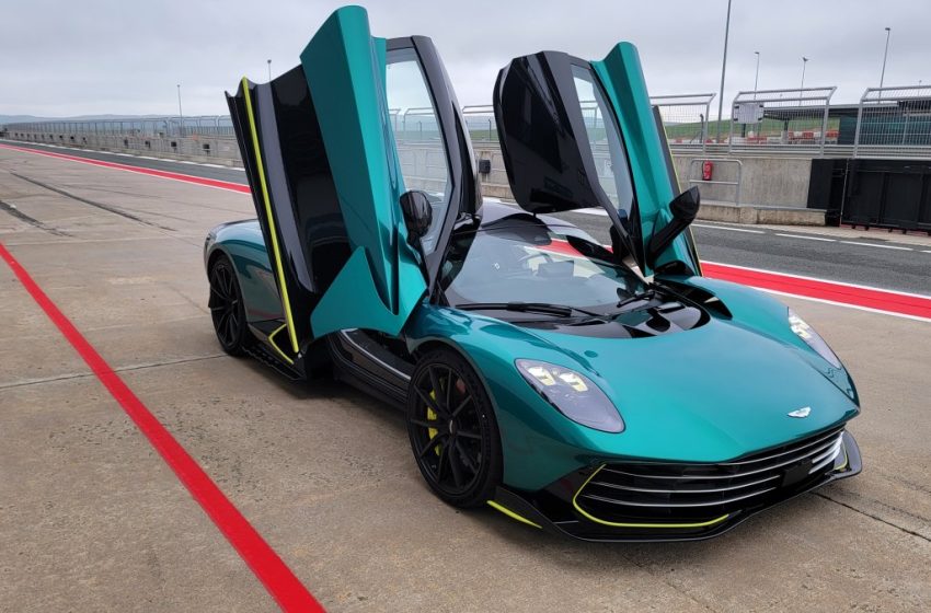  The Aston Martin Valhalla Has No Reverse Gear. Here’s How That Works