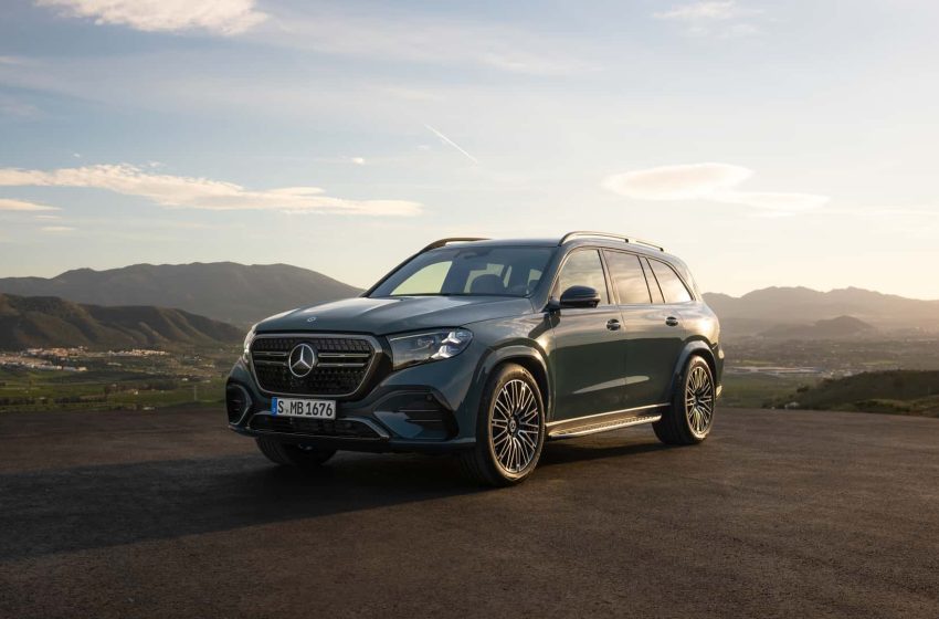  The New Mercedes GLS Has “Cloud-Based” Suspension