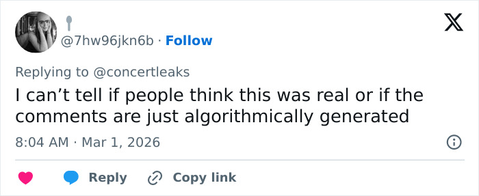 Crowd and security intervening as singer gets pushed off stage during Chaos at Brit Awards performance in viral video.