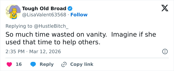 Screenshot of a tweet discussing time wasted on vanity in response to Cindy Crawford's full time job and morning routine video. Screenshot of a tweet discussing time wasted on vanity in response to Cindy Crawford's full time job and morning routine video.