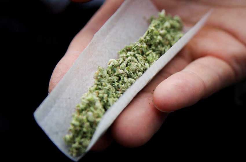  Supreme Court hears challenge to law barring drug users from having guns