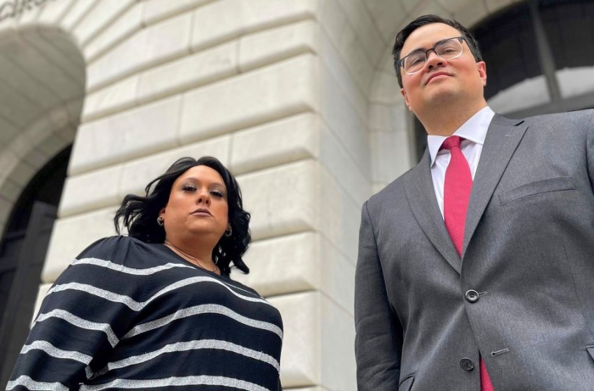  Supreme Court rejects citizen journalist’s case against Texas officials who arrested her for reporting