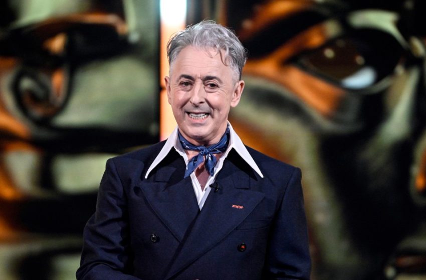  BAFTAs host Alan Cumming says ‘we were all let down’ after slur yelled at Delroy Lindo, Michael B. Jordan