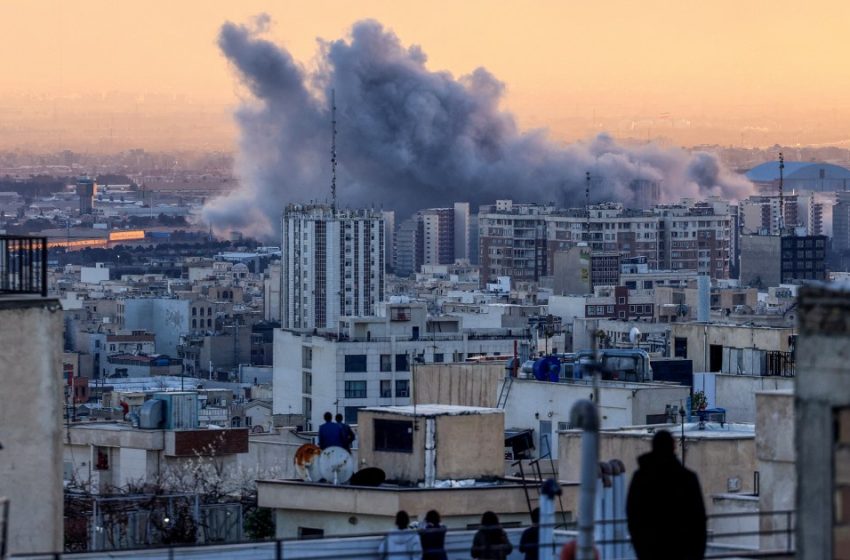  Trump officials consider arming Kurdish opposition against Iran’s regime