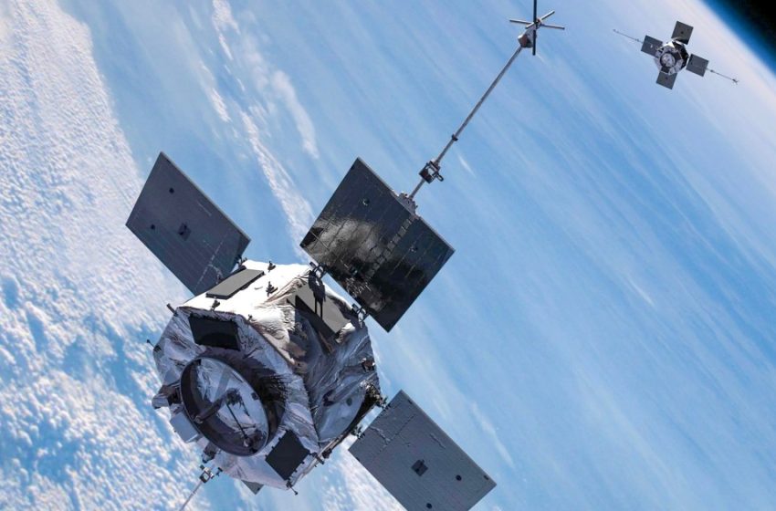 NASA satellite to fall back to Earth, with a small risk of debris