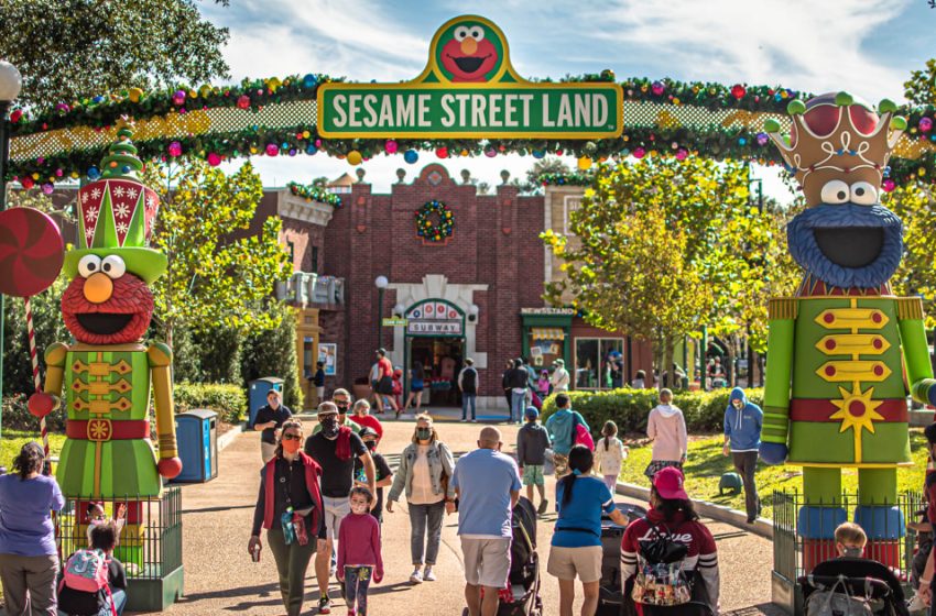  SeaWorld sued over alleged mishandling of ‘Sesame Street’ brand