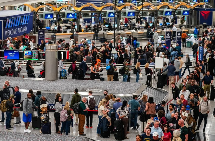  Trump rejects off-ramp to fund DHS as airport delays worsen