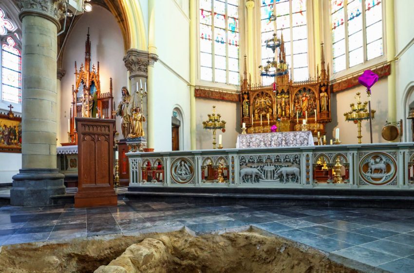  Lost remains of French musketeer d’Artagnan may have been found in Dutch church