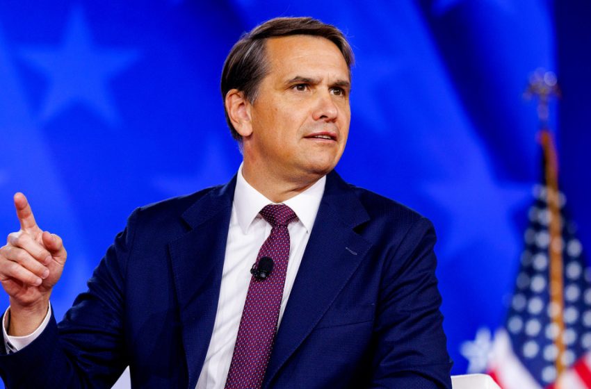  Ex-FBI agents on Trump cases cite Todd Blanche’s remarks in suit over ‘illegal’ firings