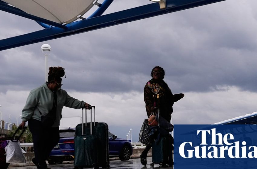  Thousands of flights canceled as winter storm marches across US | US weather