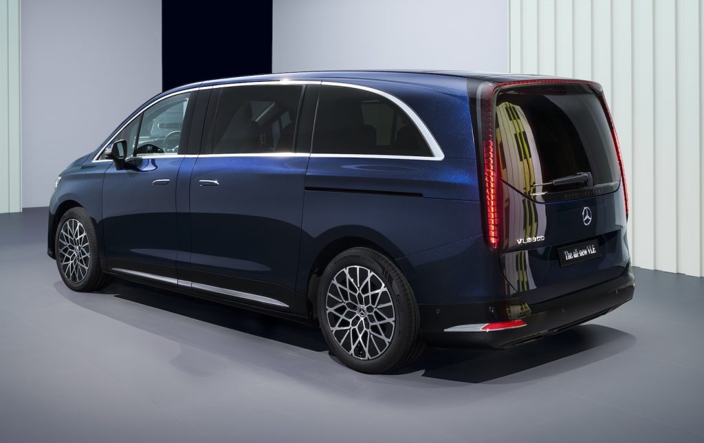 Der Neue Vollelektrische Mercedes Benz Vle Die Angaben Sind Vorläufig Und Wurden Intern Nach Maßgabe Der Zertifizierungsmethode „wltp Prüfverfahren“ Ermittelt. Es Liegen Bislang Weder Eine Eg Typgenehmigung Noch Eine Konformitätsbescheinigung Mi