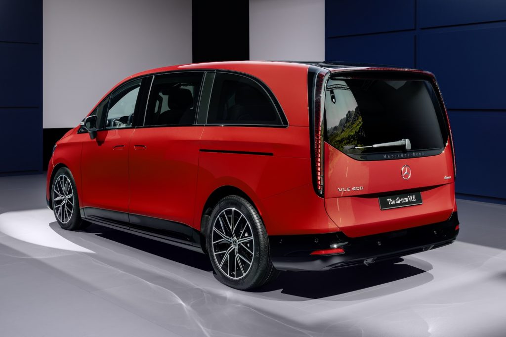 Der Neue Vollelektrische Mercedes Benz Vle Die Angaben Sind Vorläufig Und Wurden Intern Nach Maßgabe Der Zertifizierungsmethode „wltp Prüfverfahren“ Ermittelt. Es Liegen Bislang Weder Eine Eg Typgenehmigung Noch Eine Konformitätsbescheinigung Mit