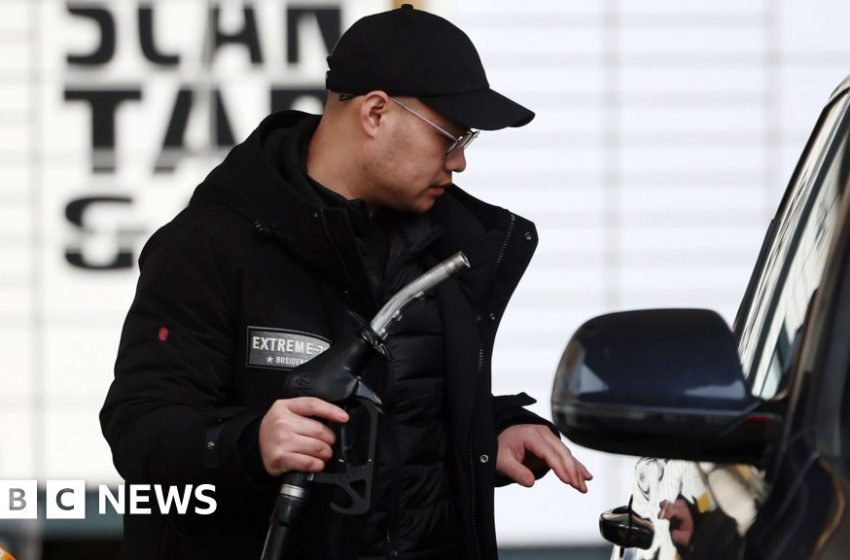  Oil rises above $115 and Asia stocks slide as Iran war escalates – BBC