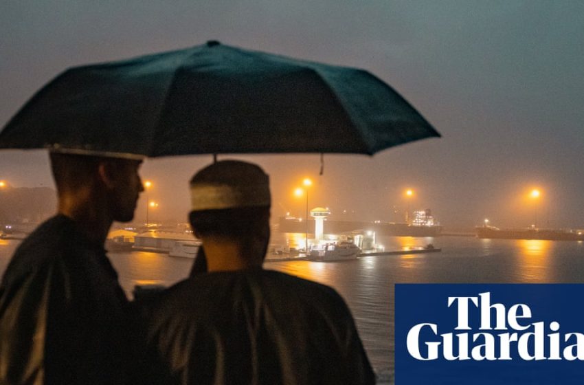  Oil on track for record monthly surge as Iran war disrupts markets | Stock markets