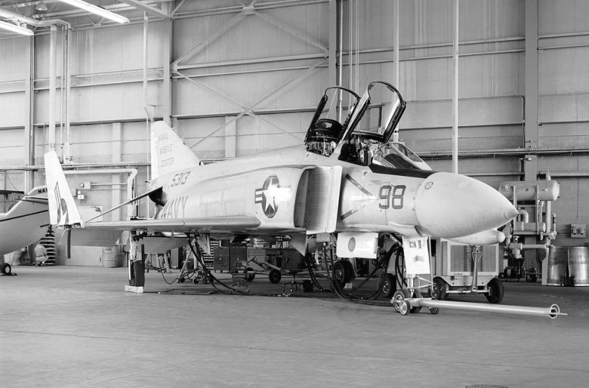  Flight Test Files: F-4 Phantom II – Exploring the Limits of Aerodynamics and Sonic Boom