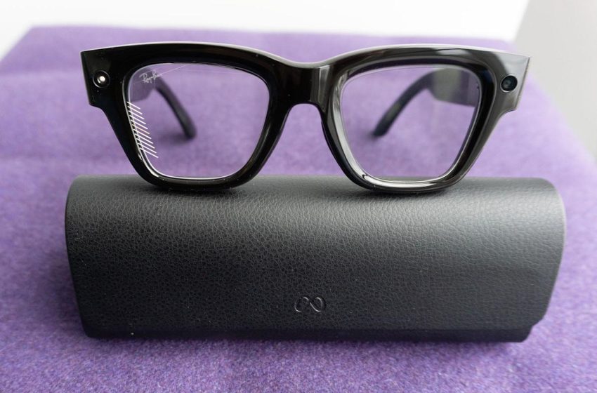  Meta’s AI display glasses reportedly share intimate videos with human moderators