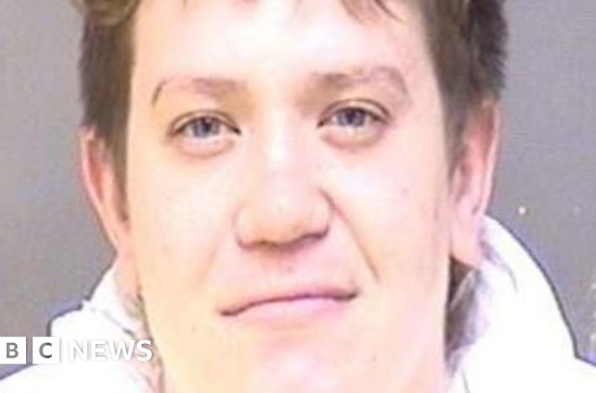  Quadruple amputee and bean-bag-toss champion accused of fatally shooting passenger while driving – BBC