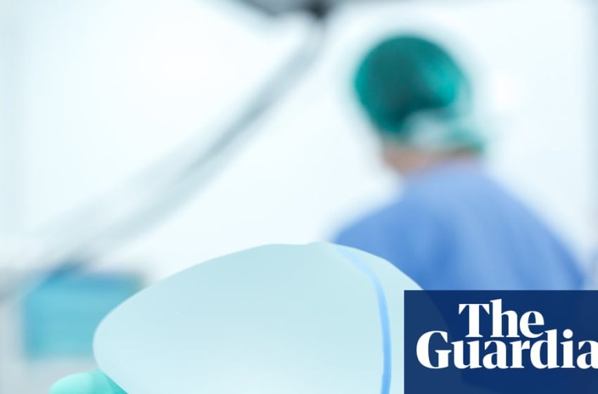  Polyurethane coating reduces implant complications after mastectomy, cancer study finds | Breast cancer