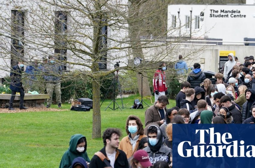  What is behind the UK’s meningitis outbreak and how serious is it? | Meningitis