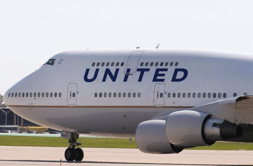  United Airlines can permanently ban passengers who don’t wear headphones