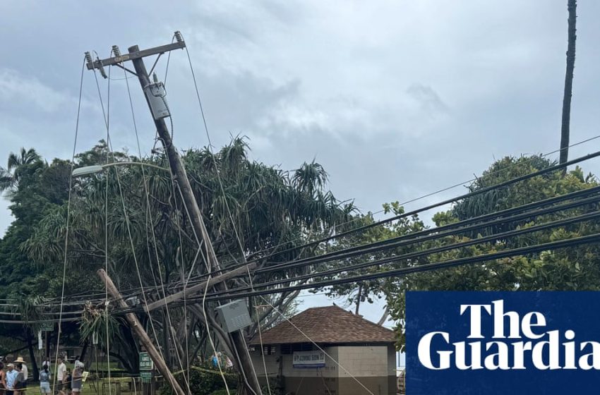  Hawaii faces flash flooding, blizzard conditions and landslides with more rain to come | US news