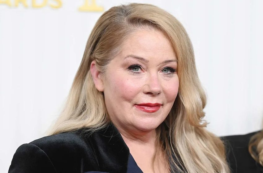 Christina Applegate Shares She Had an Abortion at 19 While in an Abusive Relationship with Her Ex-Boyfriend