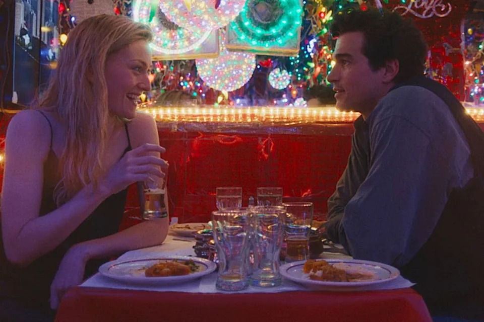 Sarah Pidgeon as Carolyn Bessette, Paul Anthony Kelly as John F. Kennedy Jr. at Panna II 'Love Story'Credit: FX