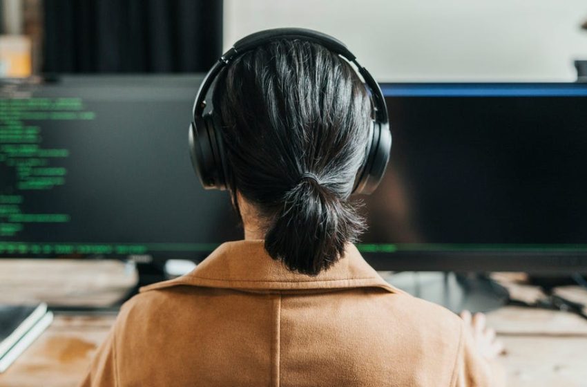  AI Challenges Companies’ Fast-Paced Innovation Strategy