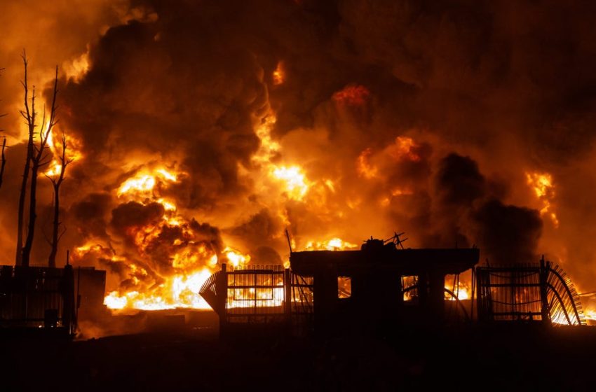  Iran Strikes Major Qatari Plant, Prompting a Surge in Oil Prices