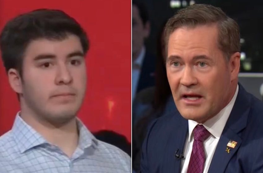  Mike Waltz Justifies Iran War After Indebted College Student Asks 1 Big Question