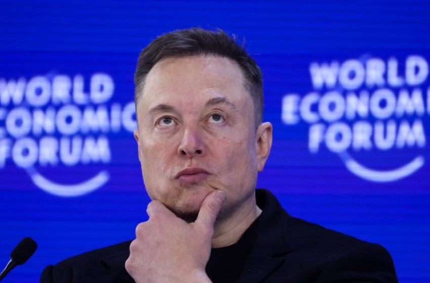  Elon Musk Asks Judge in Tesla Case to Be Recused Over LinkedIn Reaction