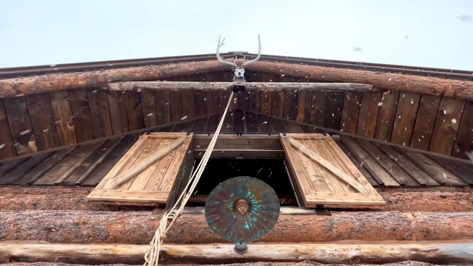 Daryl Hannah showcases her Colorado ranch on Instagram