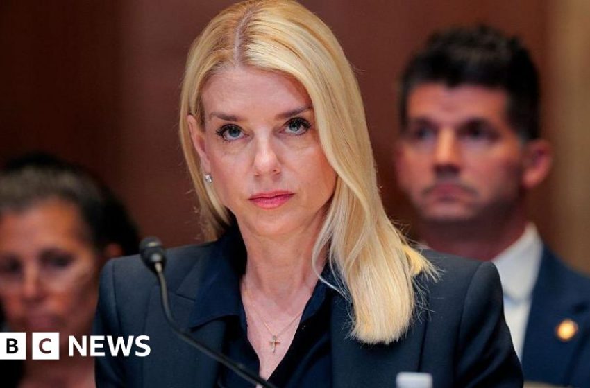  Congress votes to summon Attorney General Bondi in Epstein case – BBC