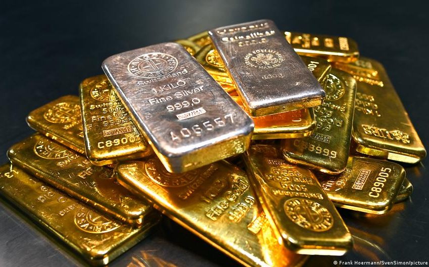  Why gold prices are not soaring