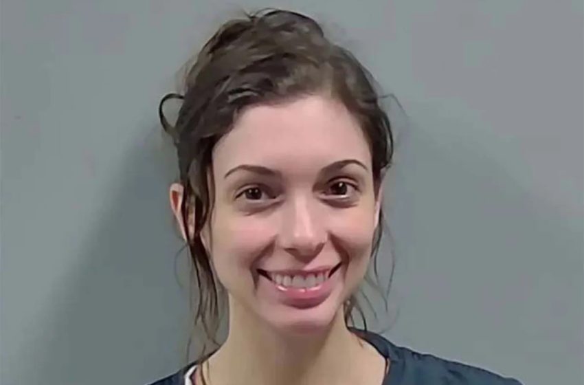  Florida Woman, 31, Accused of Peeing on and Damaging More Than $3,000 Worth of Property in Multiple Airbnbs