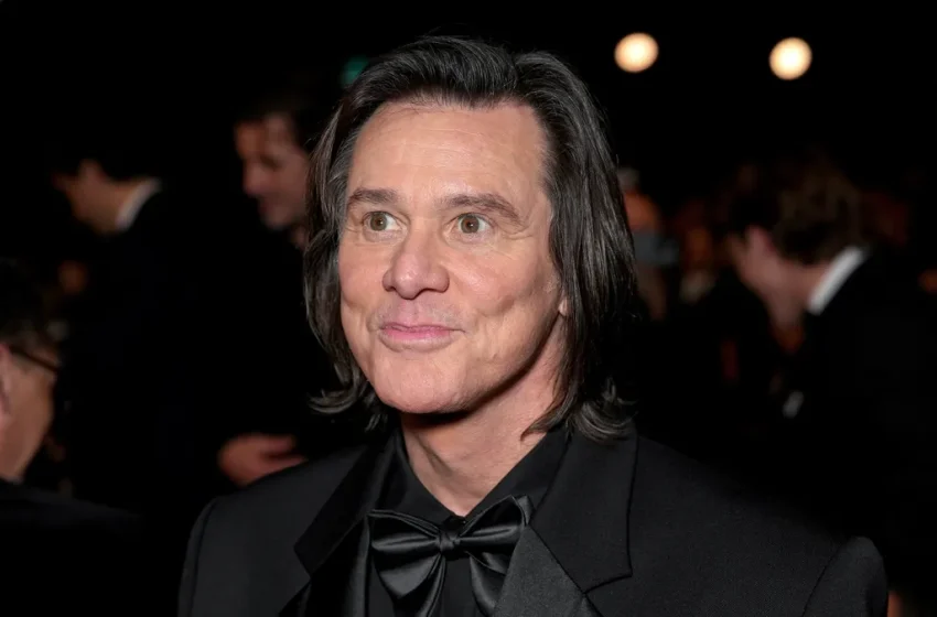  Alexis Stone as Jim Carrey at Cesar Awards? The claim, explained