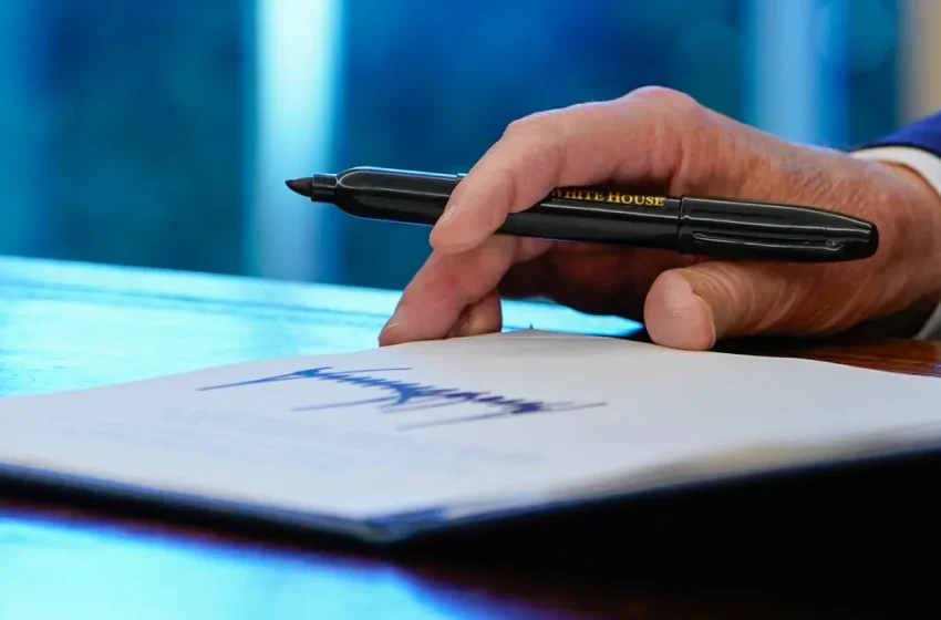  Trump’s signature will be on US dollar bills. Here’s a possible view.