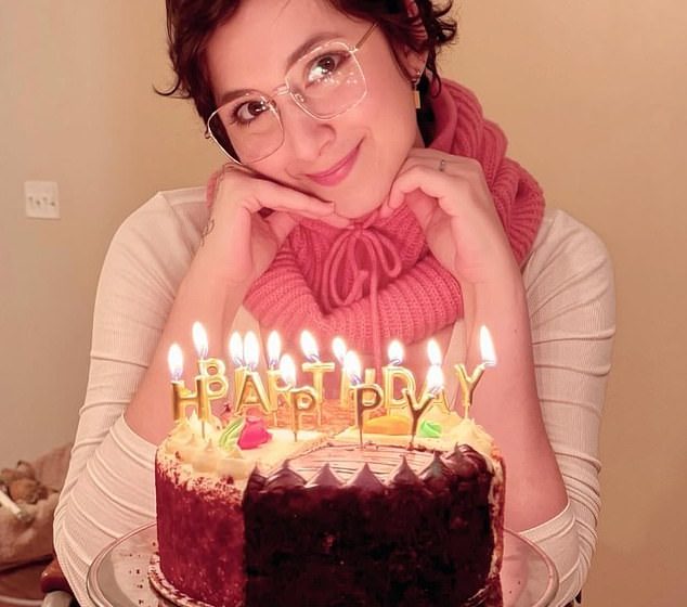  I’m one of just 12 people to get a miracle new colon cancer treatment. It saved my life. I was stage 4 and now I’m cancer free.. here’s everything you need to know