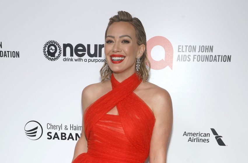  Hilary Duff reflects upon ‘devastating’ estrangement from parents