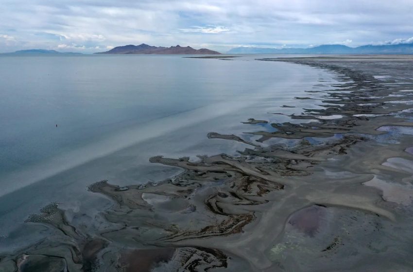  Scientists Just Found a Massive Freshwater Reservoir Hidden Beneath the Great Salt Lake