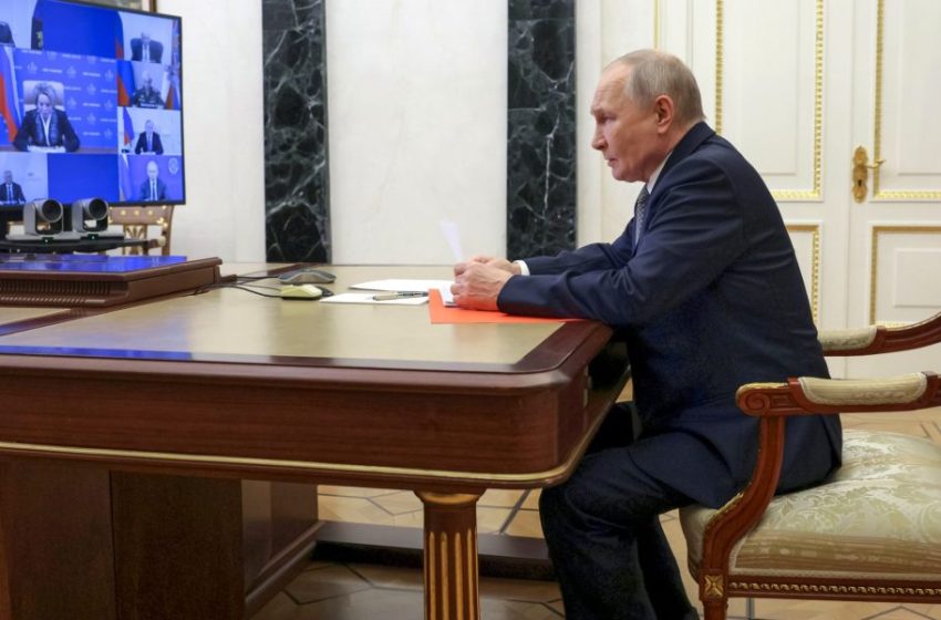  US lifts sanctions on some Russian oil, about 5-6 days’ worth of shipments from Strait of Hormuz