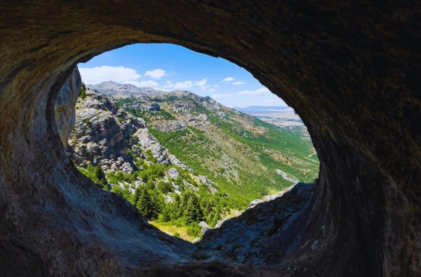  Archaeologists Thought These Remote Caves Were Empty, But They Found That Humans Lived Once Inside