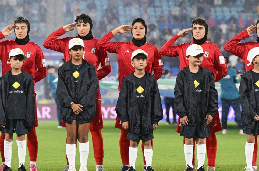  Australia grants asylum to 5 members of the Iranian women’s soccer team : NPR