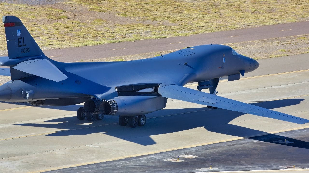 B-1B Lancer Bomber