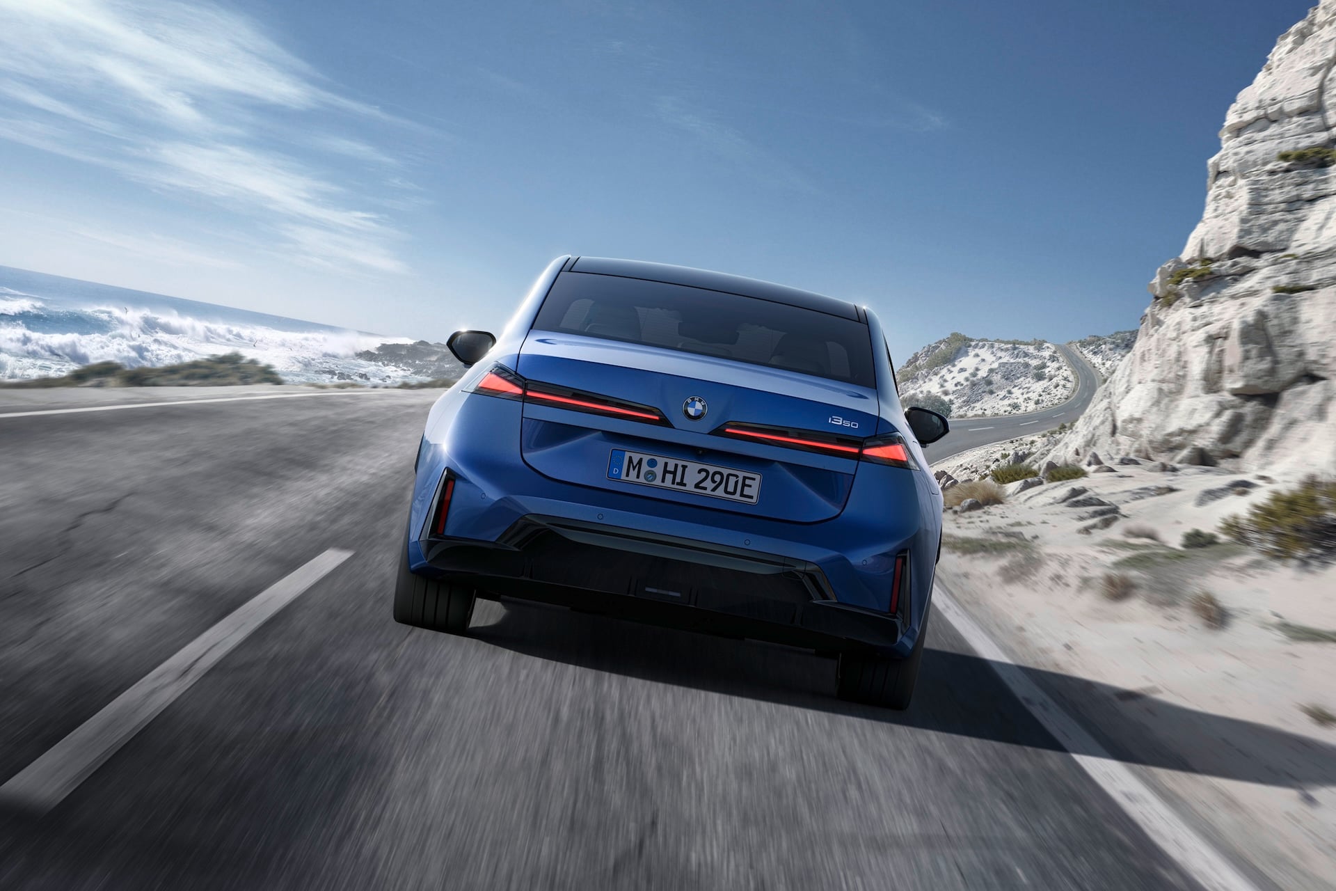 The back of the BMW i30.