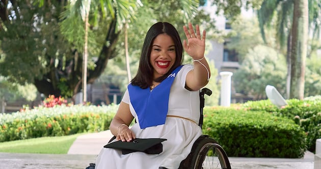  2 youths in Dominican Republic honored for academic achievements – Church News