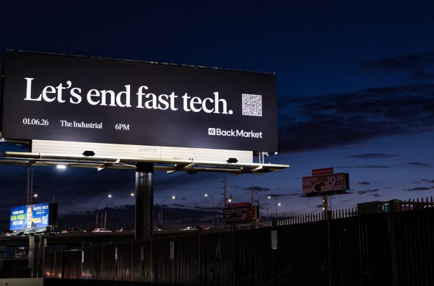  These Official ChromeOS Flex USB Sticks Can Give Your Old Mac or Windows PC a Second Life